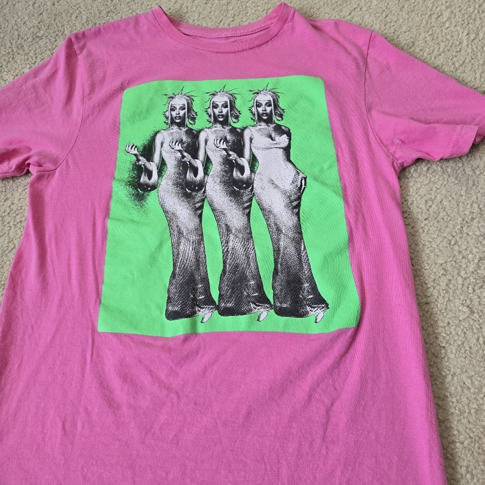 Doja Cat Graphic Tee – Size Medium